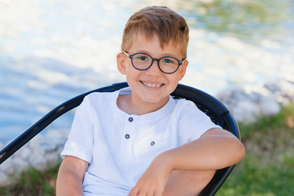 Fluoride and dental sealants serving South Escondido families